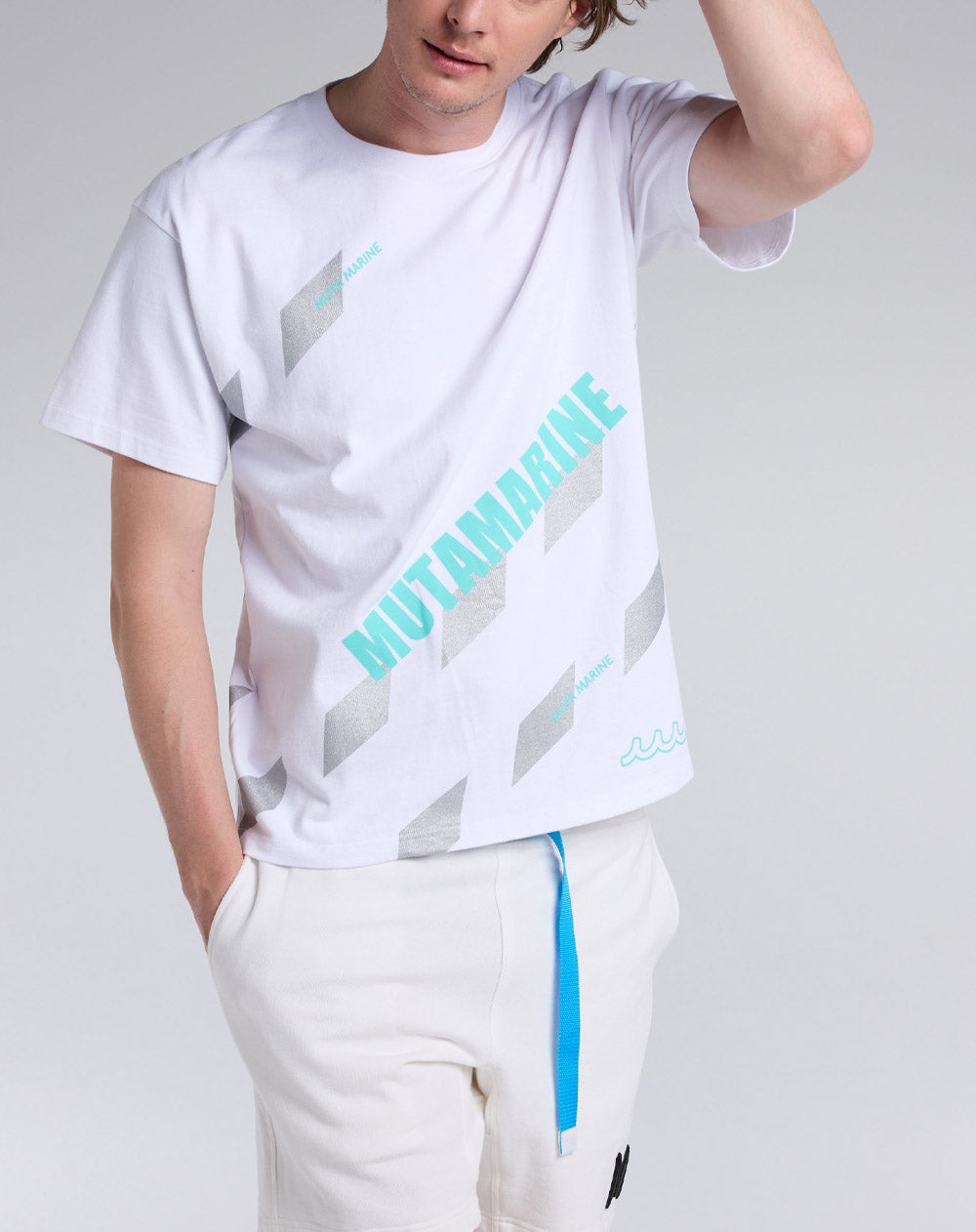 【vetements】ドミナトリックスホットライン特大Tシャツ DOTTED LINE Tシャツ [全3色] – muta Online Store