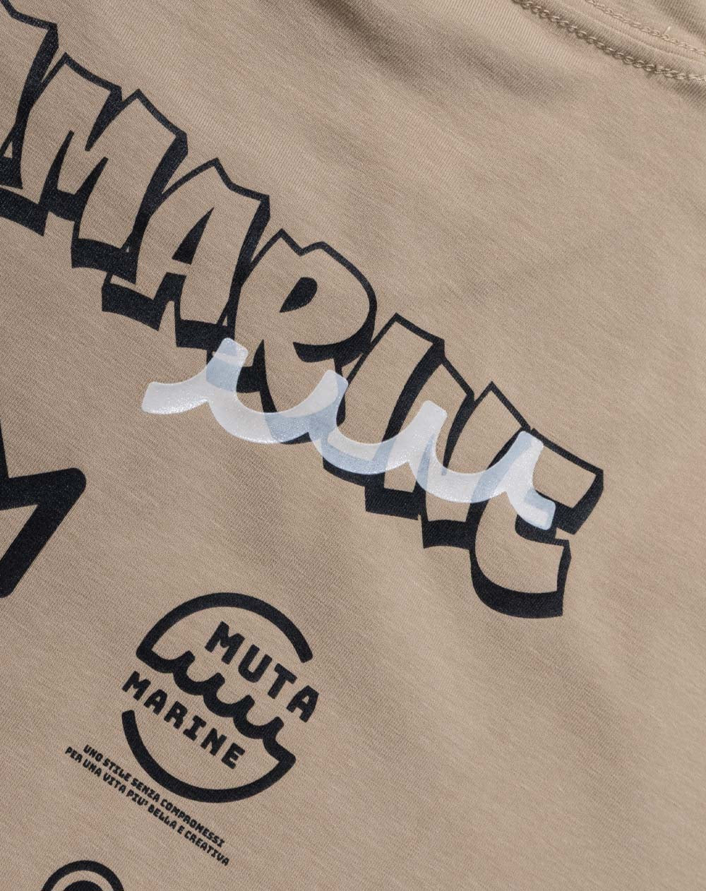 マルチロゴ ストレッチTシャツ [全3色] – muta Online Store