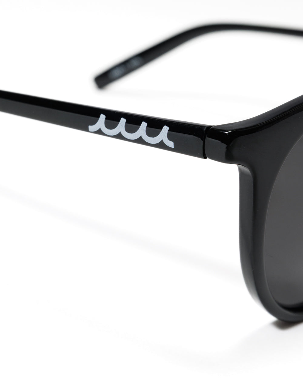 WEB限定］ELEBROU × muta MARINE SLIM ROUND SHAPE SUNGLASSES – muta