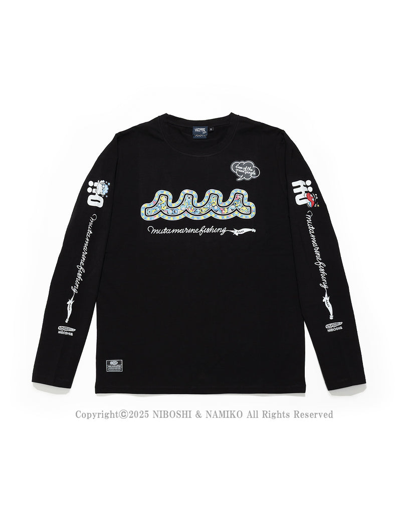 ［EVENT / WEB限定］NAMIKO (NIBOSHI&) × muta MARINE Fishing ロングスリーブTシャツ (アオリイカ) [全2色]