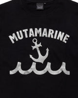 ACANTHUS × muta MARINE Anchor Logo L/S Tee [全3色]