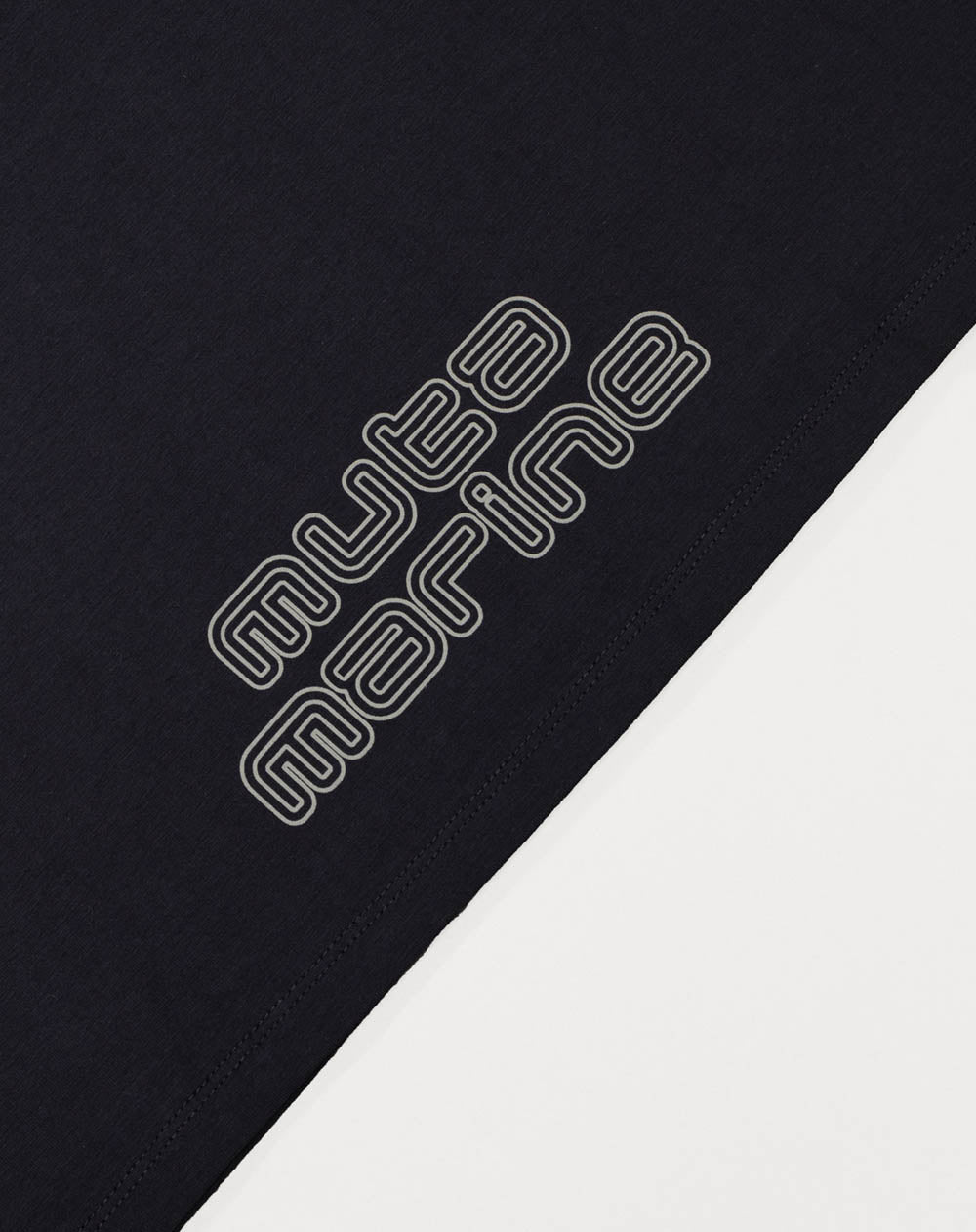 タイポライン Tシャツ [全3色] – muta Online Store