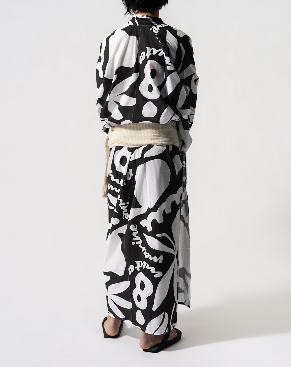 FLORAL YUKATA 浴衣 (大判柄) – muta Online Store