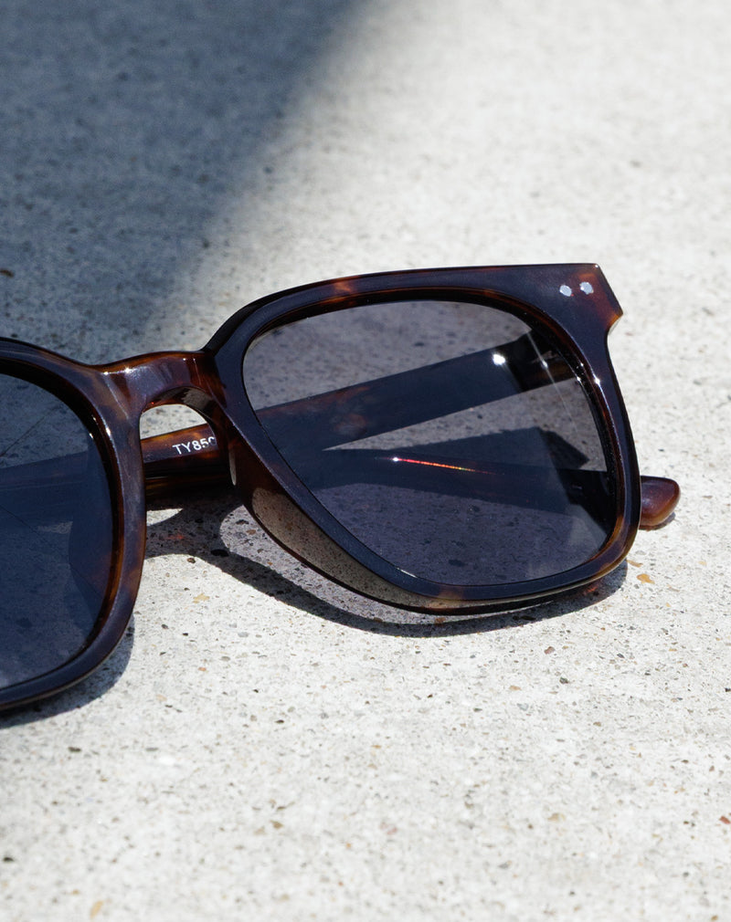 ELEBROU × muta MARINE GOLF SHINE POLARIZED SUNGLASSES(調光偏光