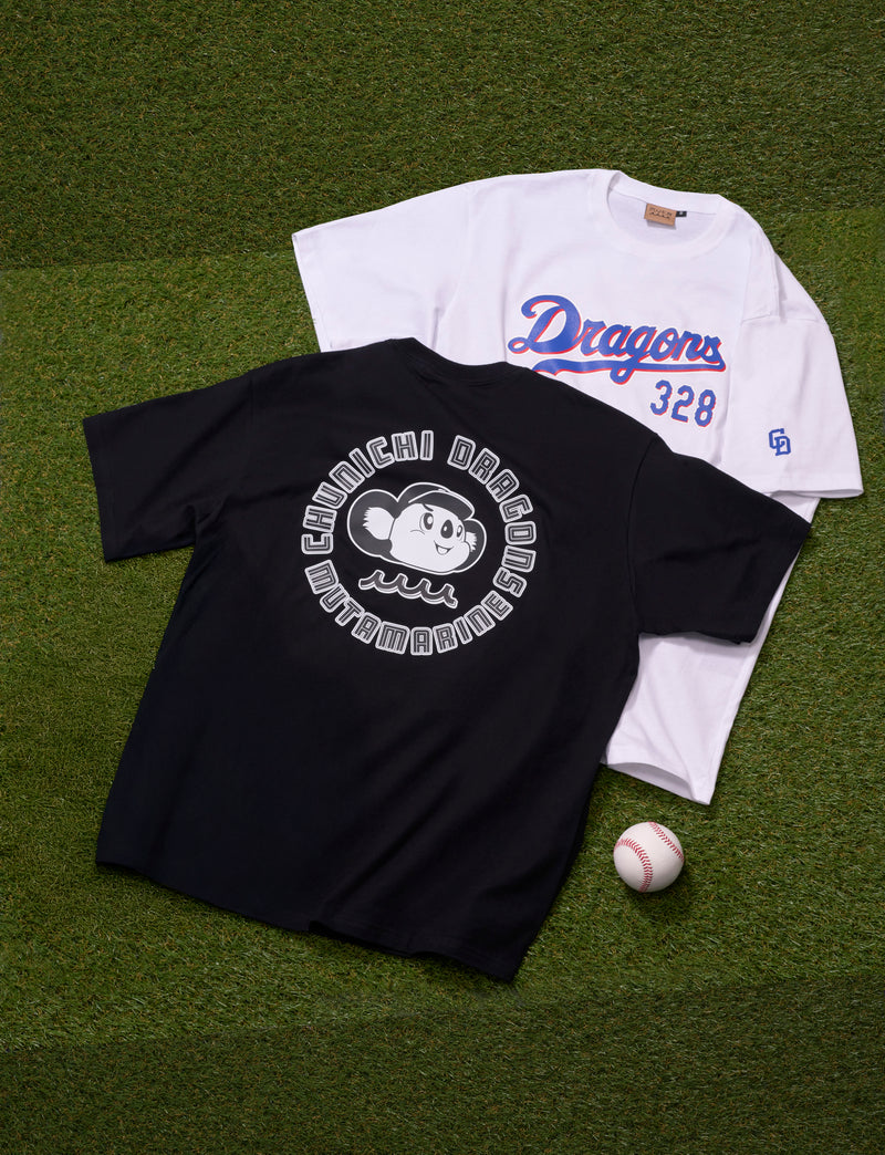 中日ドラゴンズ × muta MARINE ドアラ コットンTシャツ [全2色] – muta