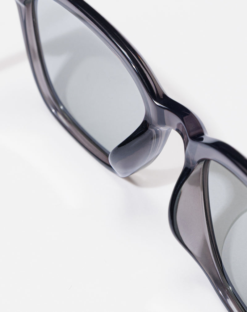 ELEBROU × muta MARINE GOLF SHINE POLARIZED SUNGLASSES(調光偏光