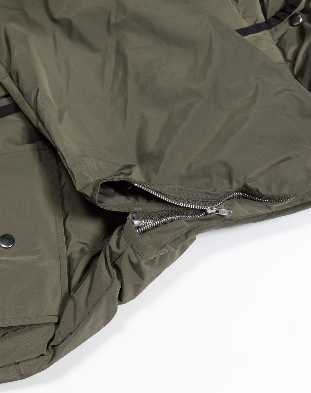 ファンクショナル ダウンジャケット [全2色] – muta Online Store