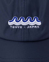 ［店舗限定：muta TOKYO JAPAN］WAVE ロゴキャップ