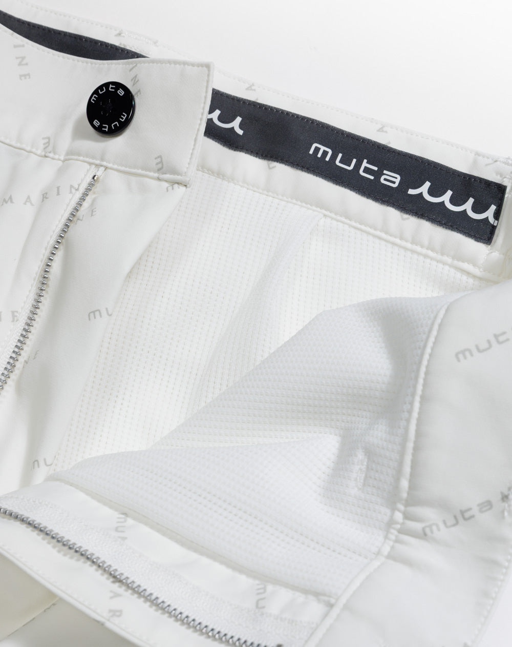 スラントロゴ スラックス [全2色] – muta Online Store