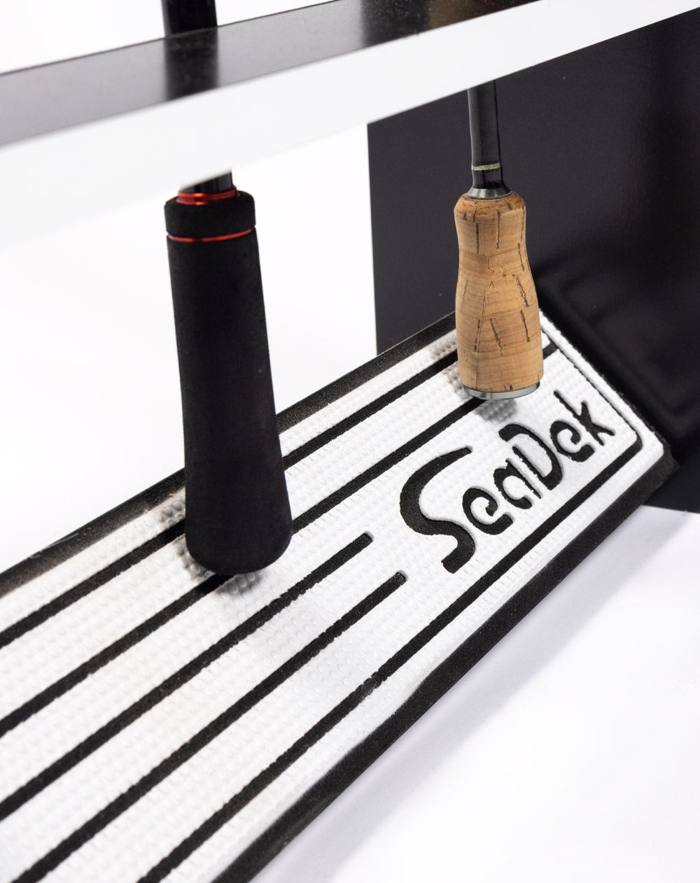 MUTA MARINE スケルトン定価115,000★値下げしました★ WEB限定］SeaDek®︎ × muta MARINE HARD COOLER 45L [全6種] – muta