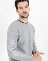 ACANTHUS x muta MARINE EMBROIDERY トレーナー [全2色]